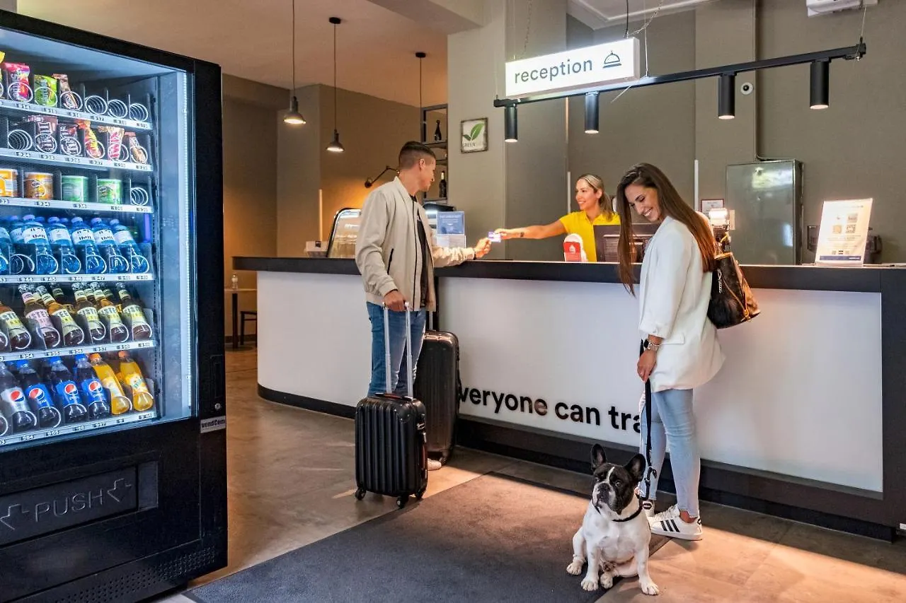 Отель A&O Muenchen Hauptbahnhof