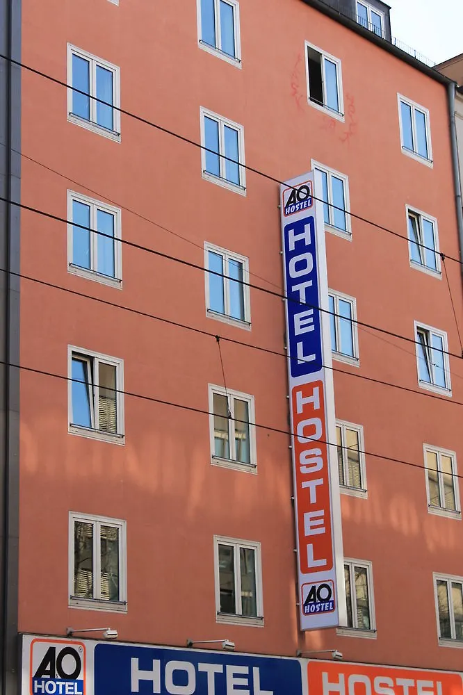 A&O Muenchen Hauptbahnhof Hotel 2*, Munich Germany
