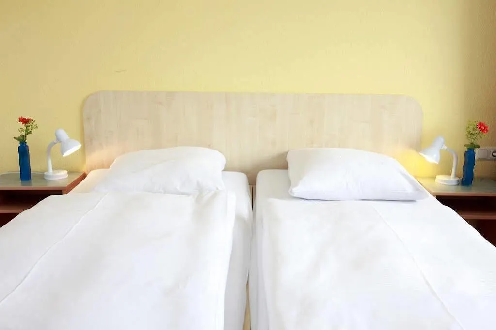 A&O Muenchen Hauptbahnhof Otel 2*, Münih Almanya