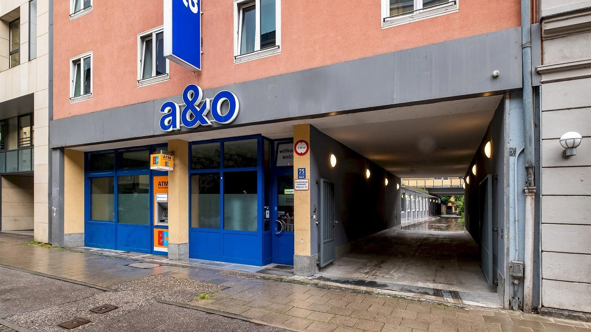 **  A&O Muenchen Hauptbahnhof Hotel Germany