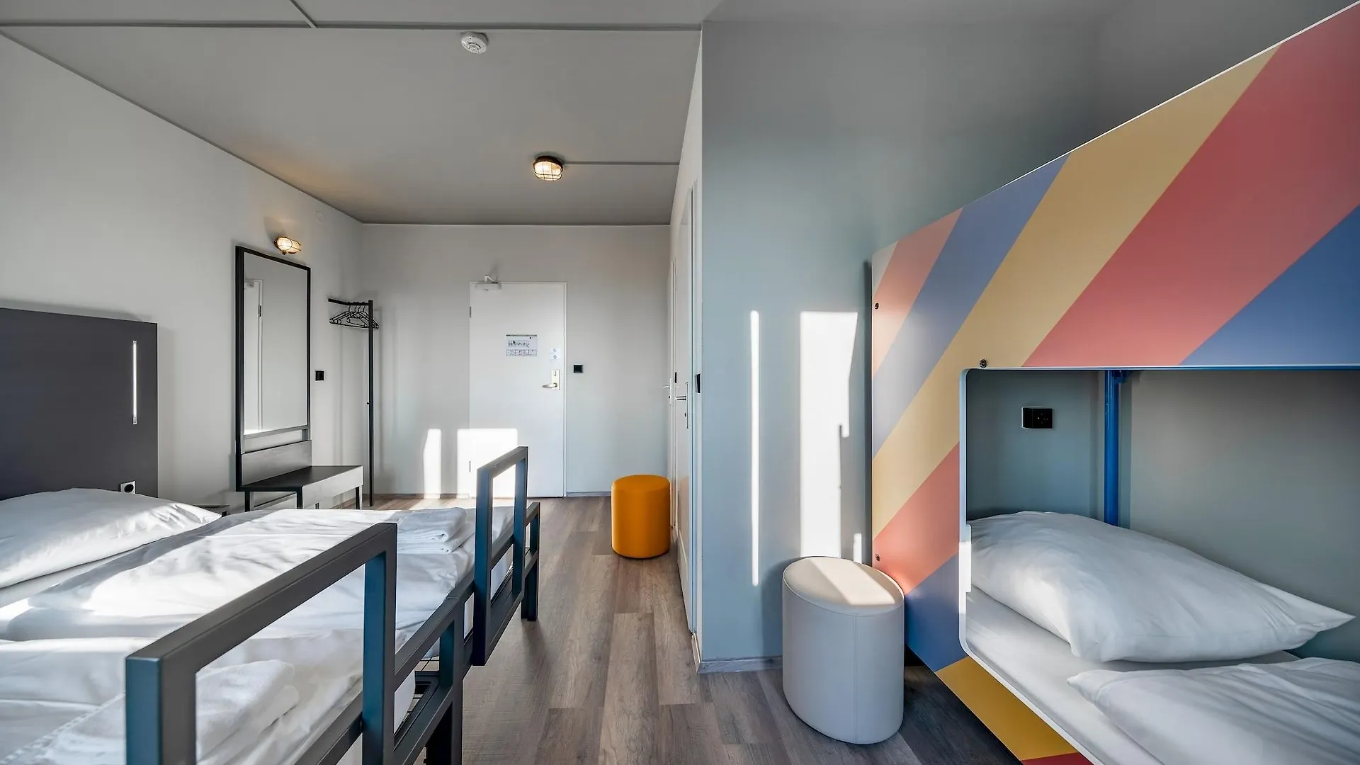 A&O Muenchen Hauptbahnhof Hotel 2*, Munich