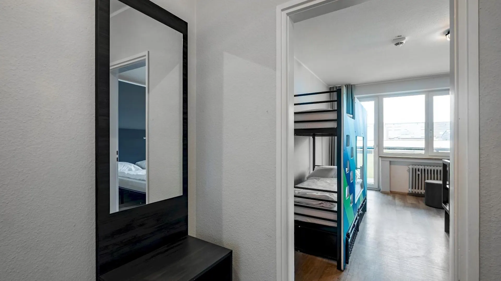 A&O Muenchen Hauptbahnhof Hotel 2*, Munich Germany