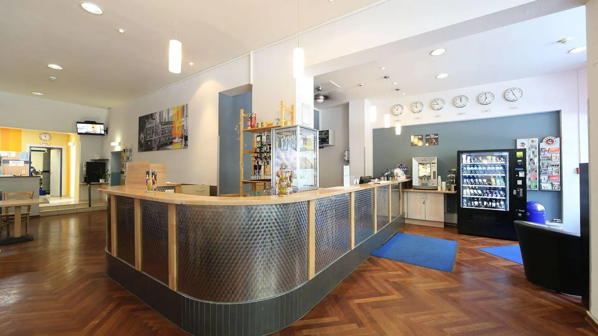 **  A&O Muenchen Hauptbahnhof Hotel Germany