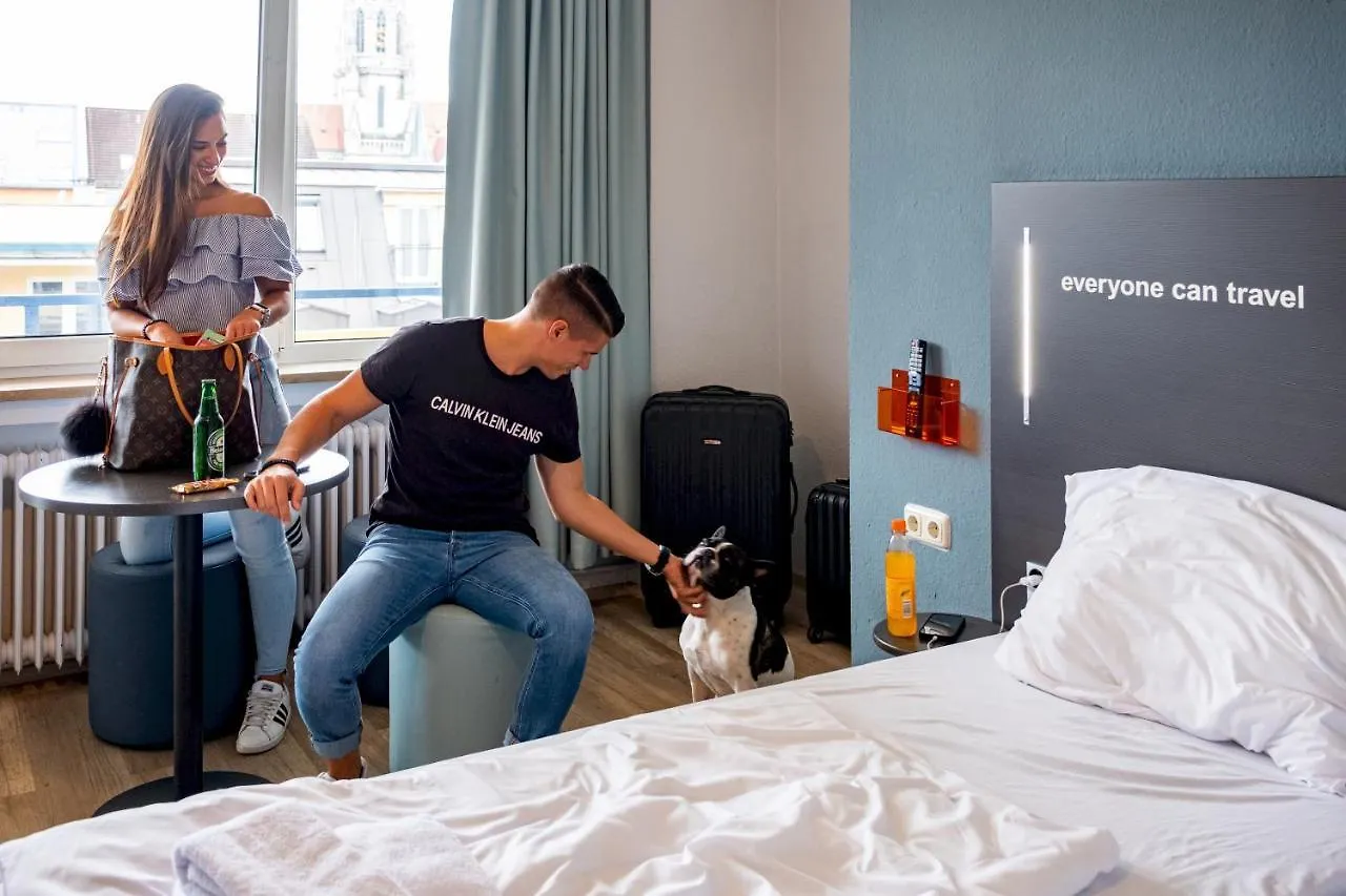A&O Muenchen Hauptbahnhof Hotel  München